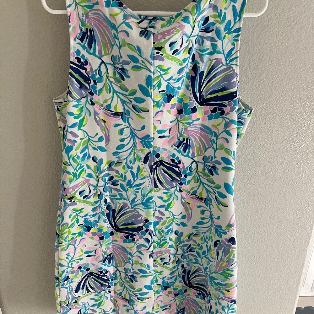 Lilly Pulitzer Harper Shift Dress in Shell Beach Print and 2 GWP! - Picture 4 of 15